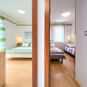  Apartment Alta Croatia